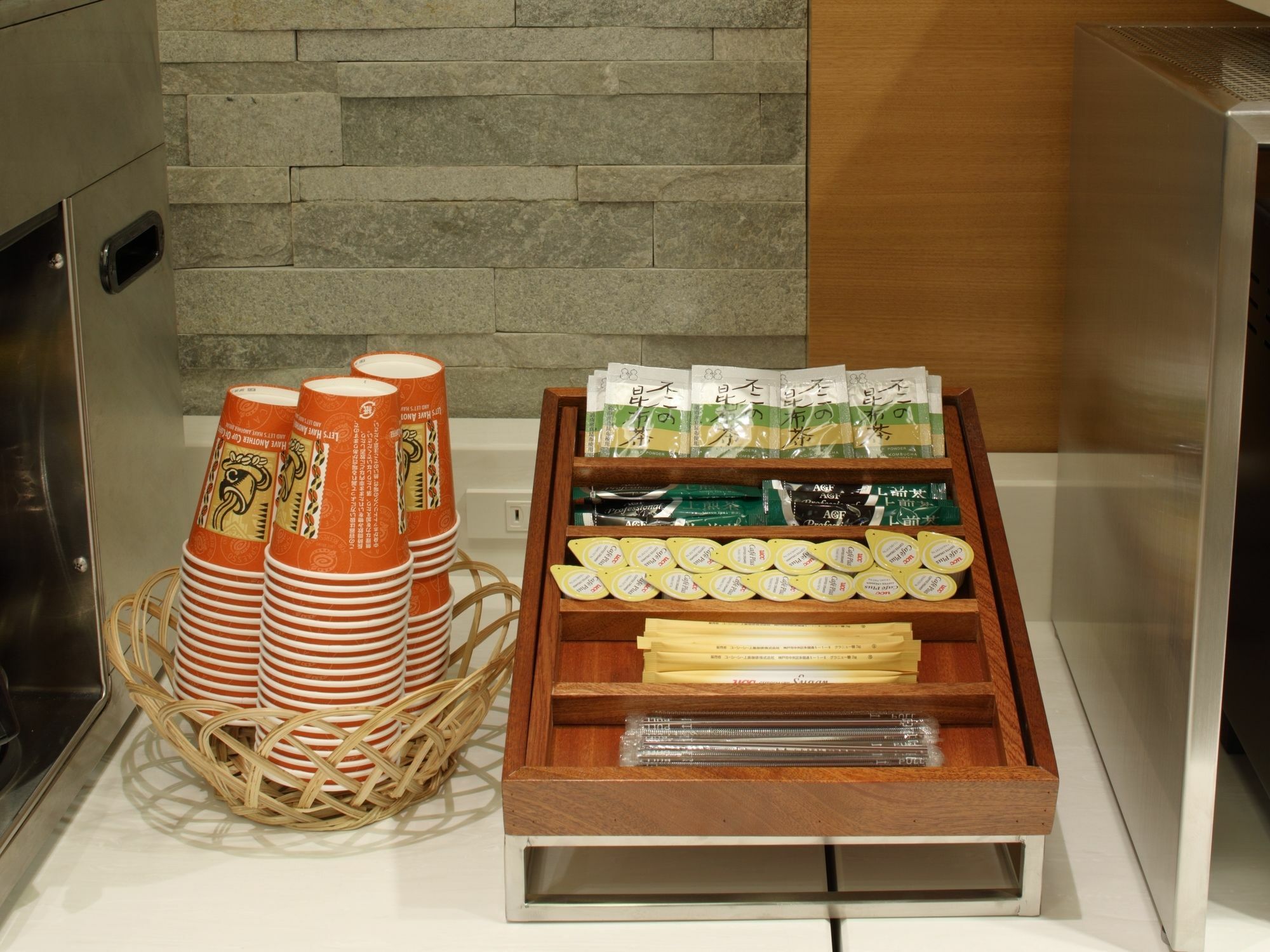 Red Roof Inn & Suites Osaka Namba Nipponbashi Extérieur photo