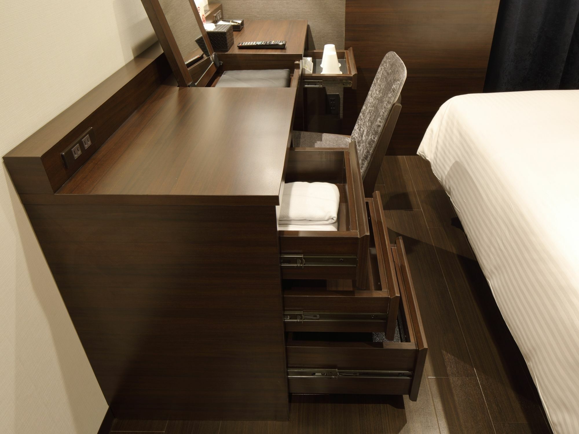 Red Roof Inn & Suites Osaka Namba Nipponbashi Extérieur photo