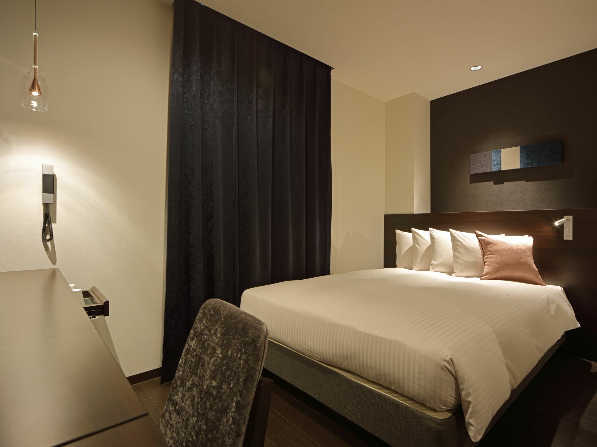 Red Roof Inn & Suites Osaka Namba Nipponbashi Extérieur photo