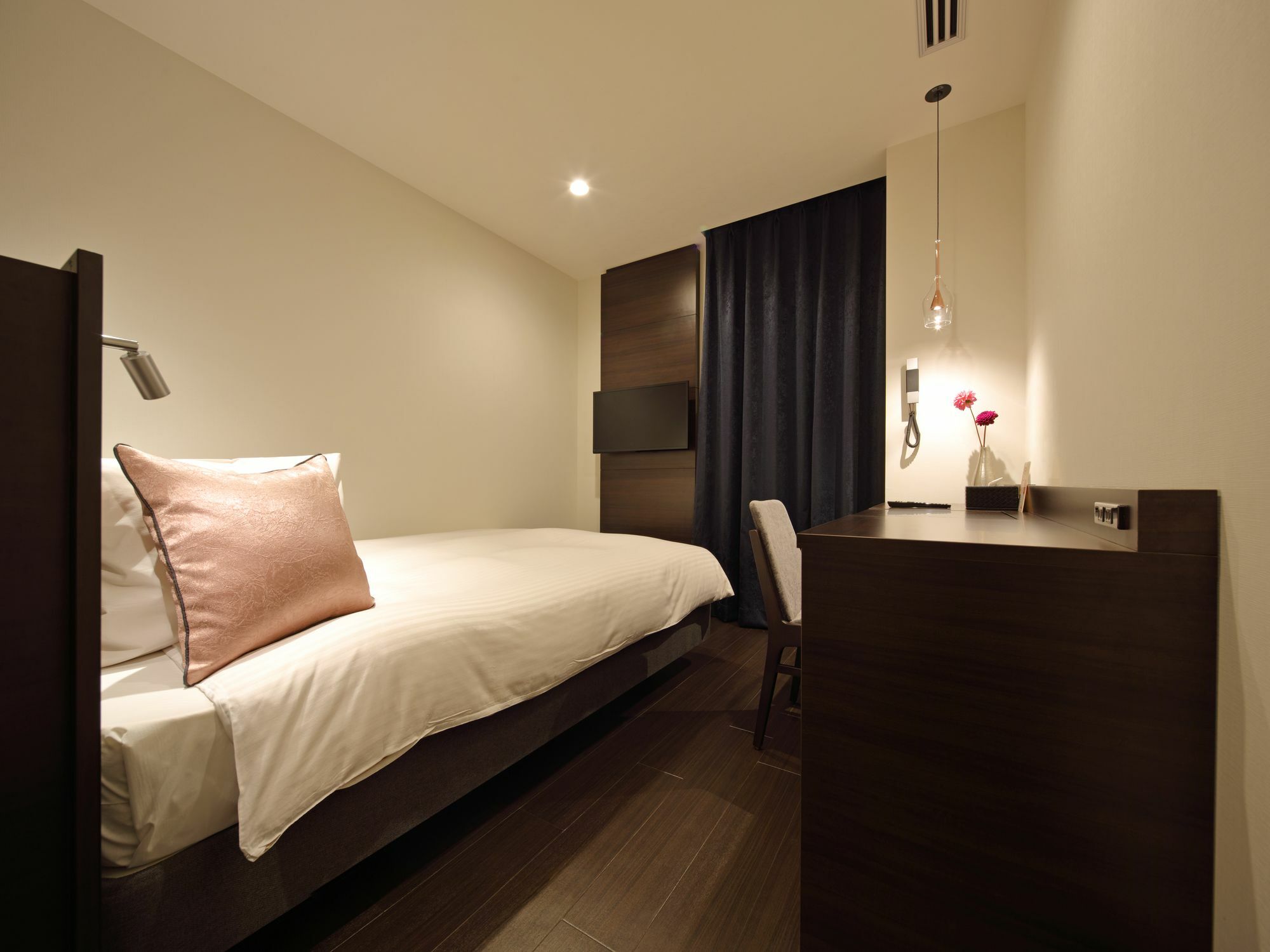 Red Roof Inn & Suites Osaka Namba Nipponbashi Extérieur photo